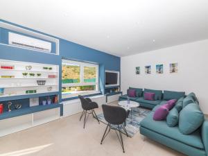 Scenic Elegant Trogir Villa with Pool - Five Bedroom Villa
