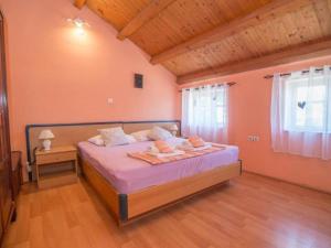 Apartments Bonic - Two Bedroom Apartment