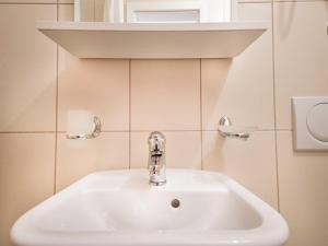 Apartments Gracin - Studio Apartment with Terrace A4