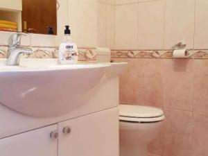 Villa Kety - Three Bedroom Holiday Home with Terrace