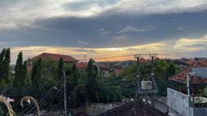 Cozy Little Stay Near Canggu with 3 Bed Room