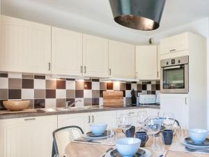 Saint-Gervais : Appartement rénové 2 ch, jardin, WiFi & parking - FR-1-663-34