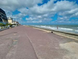 Appartements Appartement Rez-de-Jardin Proche Mer, 4 Couchages - FR-1-746-31 : photos des chambres