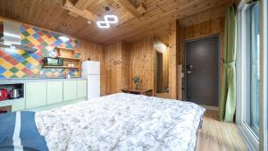 Gyeongju Byeolgwadaliyagi Dog-friendly pension