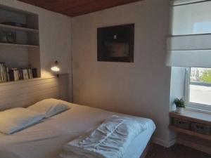 Maisons de vacances Maison ensoleillee proche plages a 200m - FR-1-813-22 : photos des chambres