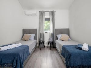 Three Bedroom Villa with Swimming Pool