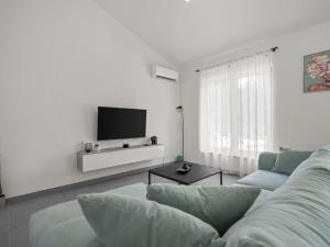 Three Bedroom Villa with Swimming Pool