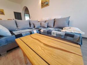 Spacious Urban Retreat Apartment with Terrace - Two Bedroom Apartment with Terrace