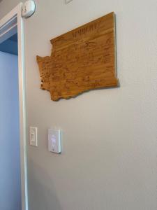 Prime Location in Downtown Seattle- walk to Space Needle - free parking