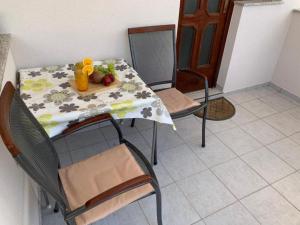 Apartments Fortuna - Studio Apartment with Balcony