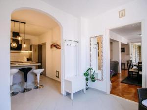 One Bedroom Apartment with Terrace