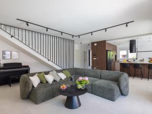 Villa Prima Lux - Four Bedroom Villa with Pool