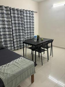 KSR INN Luxury Suites & Service Appartments
