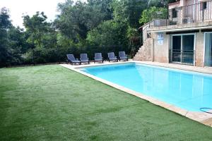 Appartements F4 MimiPinson 1er etage Rabinon lac riviere VAR : photos des chambres