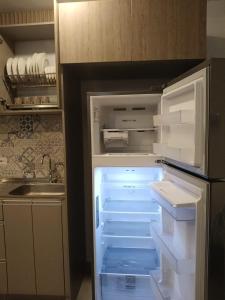 Apto amoblado con aire, piscina y parqueadero en Valledupar