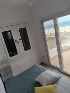 Sea sky sleep & repeat