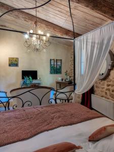 Maisons d'hotes Le Clos Saint Saourde : photos des chambres