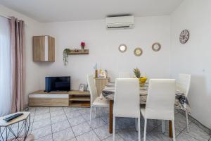 Private accommodation STARA BASKA