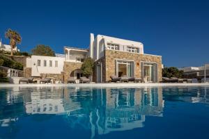 The Magnificent Villa Sunset by Divine Property SA Myconos Greece