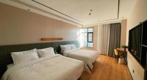 GreenTree Inn Datong YundinGYAyuan Express Hotel - 3hvězdičkové hotely ve městě Ta-tchung