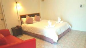 Hotel De Ratt Phuket