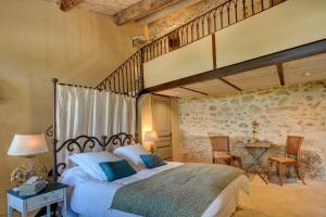 Maisons d'hotes Le Clos Saint Saourde : photos des chambres