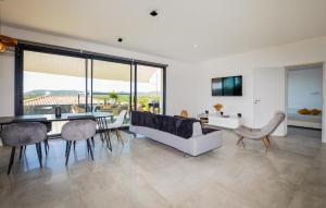 Villa Spacieuse Proche Plages