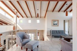 The Pinnacle Hideaway