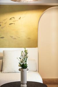 Sea Path VII Rethymno old town luxury Maisonette steps to beach