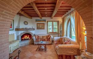 Cozy Home In Sarteano