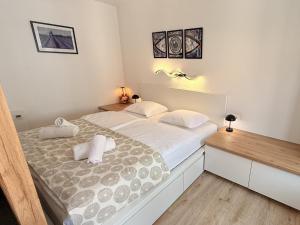 Apartments KrAnJ - City Studio Katka
