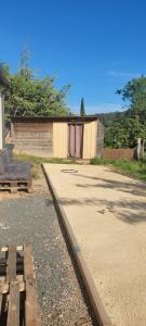 Dans la nature, proche mer, villa de Standing avec piscine, jaccusi