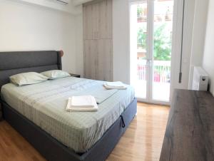 3 BD apart in the center of Athens 2min from metro