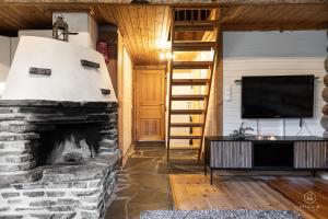 Barons Cabin by Hilla Villas