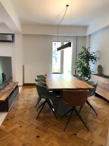 3 BD apart in the center of Athens 2min from metro