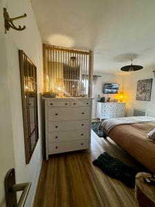 Appartement entre forêt, lac et océan