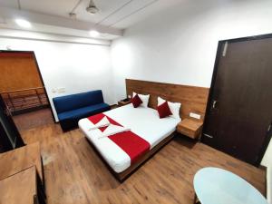Hotel La Vista Karol Bagh Delhi