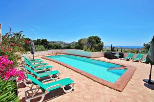 Dos Chicas - sea view villa with private pool in Moraira