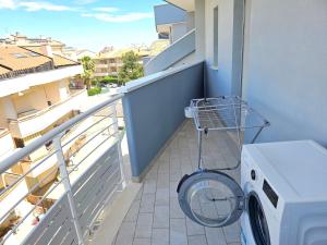Grey House Terrazza 100m to the beach