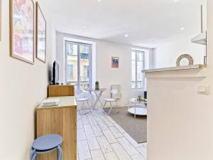 Studio Hyper Centre - WIFI - Central