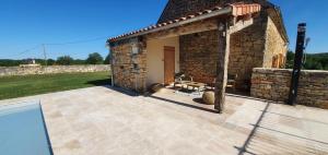 Maisons de vacances Maison de charme avec Piscine en Perigord : photos des chambres
