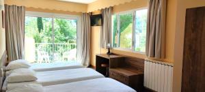 Hotels Hotel Sous l'Olivier : Chambre Triple Supérieure