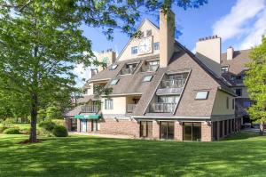 Mt Green 1-D09 condo