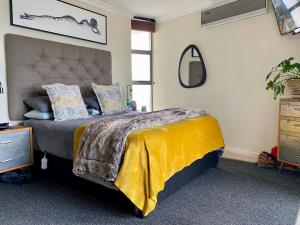 Apartment at the beach and winelands