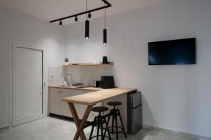 Selinis Cape Drastis Trail Apartments