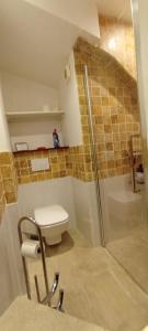Villas Les Terrasses du Carlat Le four a pain, situation ideale pour visiter la Dordogne, piscine, jardin, parc, charme : photos des chambres