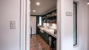 MiraNamin Nest BANABA - Garden View Suite in Historic Home - Bathtub, Luxury Indoor Plunge Pool, Guest Kitchen, Self-Service Breakfast, Rooftop, Pet-Friendly