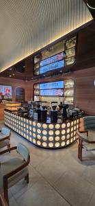 Once 25th floor with sea view