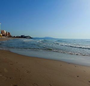 Spacious casa con 3 dormitorios para 9 personas y en primera línea del mar