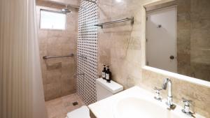 MiraNamin Nest LIRYO and LANTANA - Luxury Residence in Unique Historic Home - Indoor Plunge Pool, Self-Service Breakfast, Garden View, Rooftop, Private Kitchen